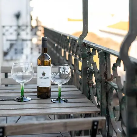 Alfama Spectacular Balcony View By Innkeeper 아파트 *